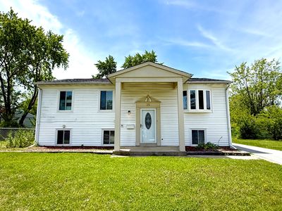 35 S Chestnut Ct, Glenwood, IL, 60425