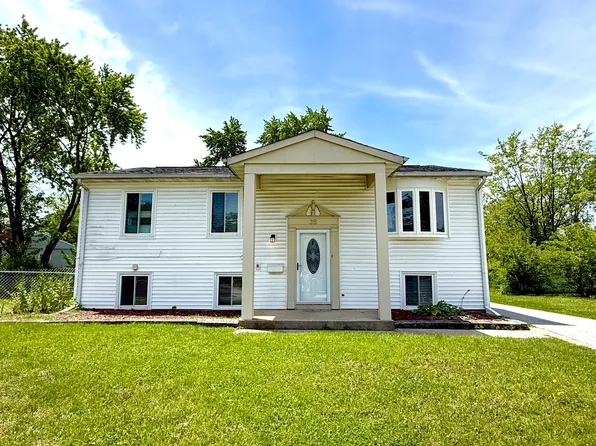 35 S Chestnut Ct, Glenwood, IL 60425