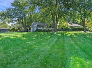 5950 Log House Rd, Hartford, WI 53027