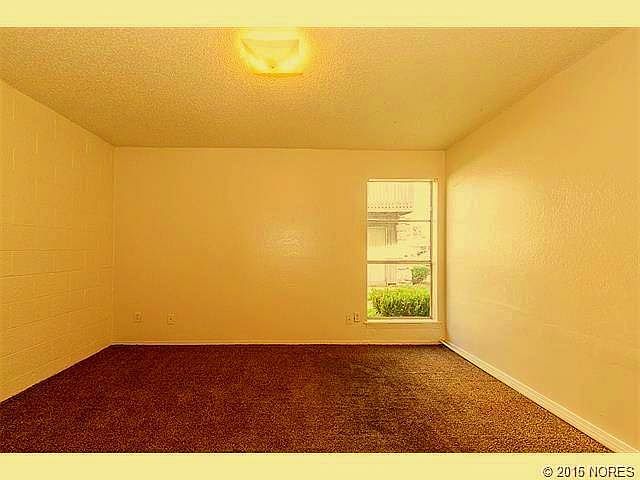 Large bedrooms with walk-in closets