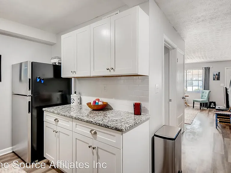 625 Coleman St — Photo 6