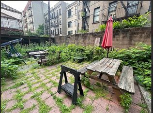 357 4th St #4A, Brooklyn, NY 11211