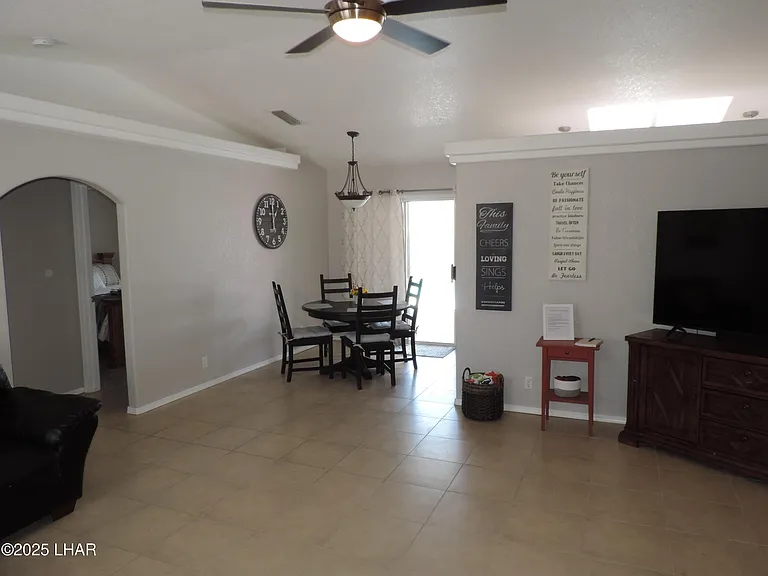 1507 Blackfoot Ln S — Photo 7