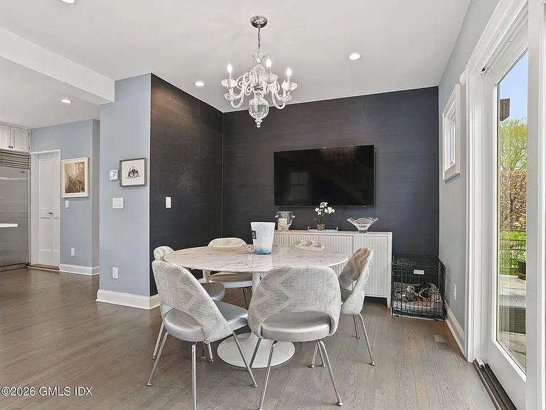 41 Grove St — Photo 8