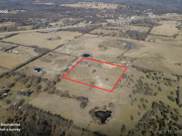 14461 W 825th Rd, Tahlequah, OK 74464