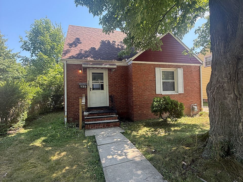 1st image of 735 E 254th St
