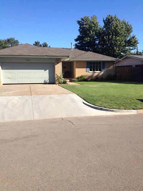 1st image of 2817 Kent Dr