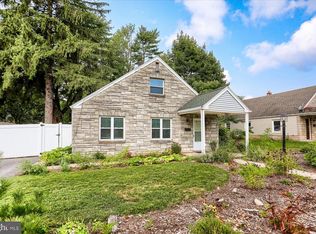 1806 Letchworth Dr, Camp Hill, PA 17011