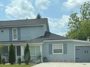 221 Livingston St, Howell, MI 48843