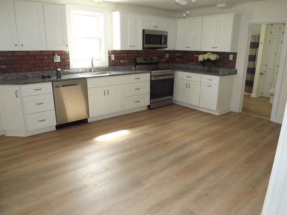 100 Dunbar Street, Manchester, NH 03103 Zillow