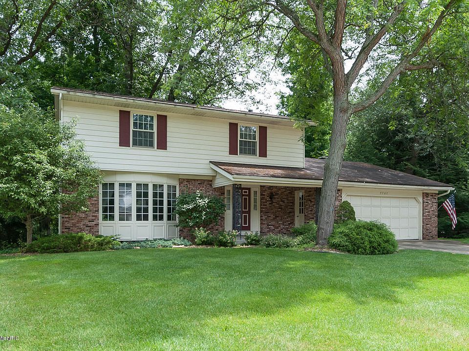 1st image of 7707 Ravenswood Dr