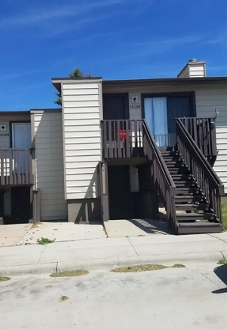 1433 Eagles Nest Circle A-B — Photo 1