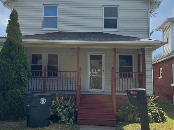 1217 Brown St, Akron, OH 44301