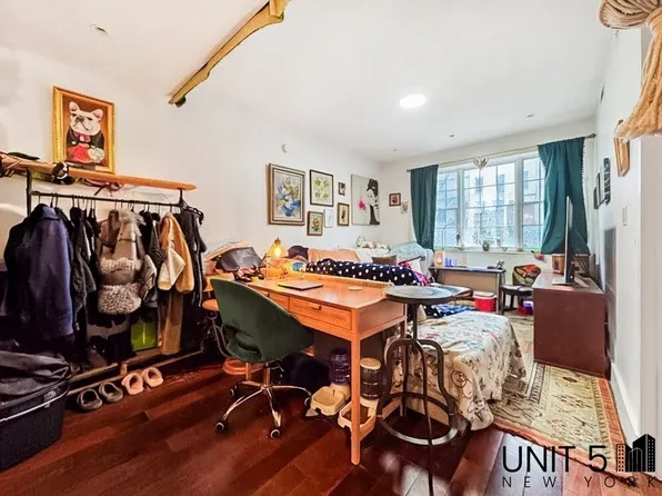 196 Macon Street image 1 of 18