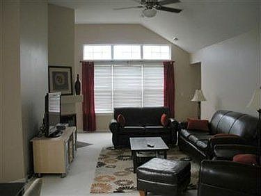 3rd image of 74 Vista Cir #38B