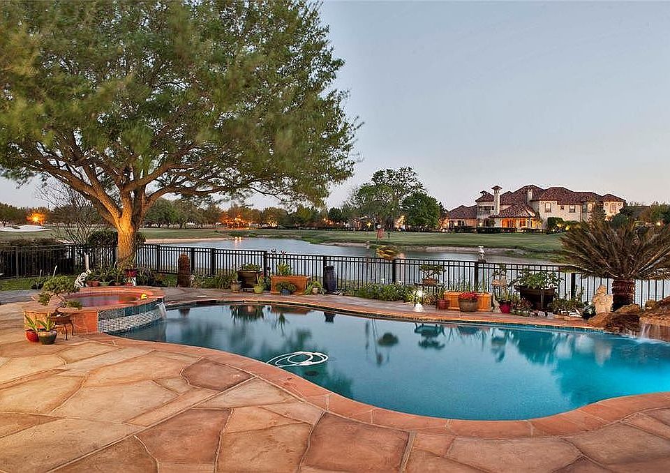 2nd image of 26415 Ridgestone Park Ln