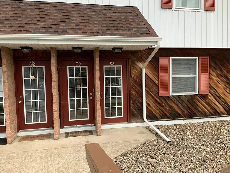 332 Timberhaven Dr — Photo 1