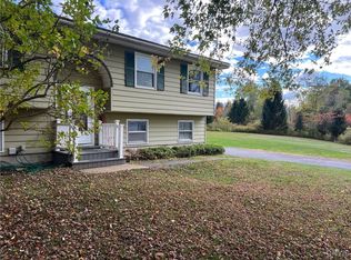 6782 Benton Rd, Marcy, NY 13403