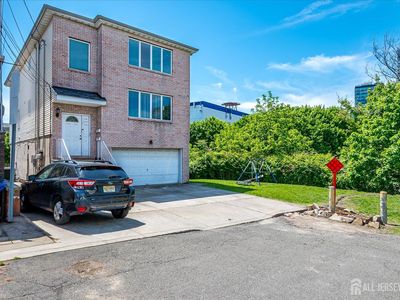 7 Vine St, Jersey City, NJ, 07306