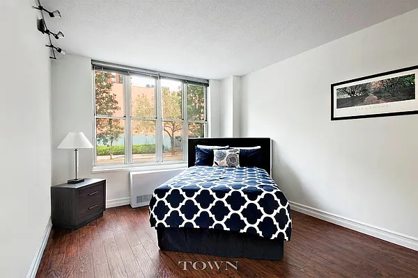 Rented by Town Residential | media 23