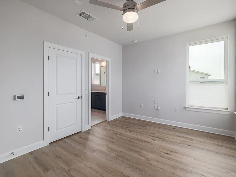 4207 Taniguchi St — Photo 20