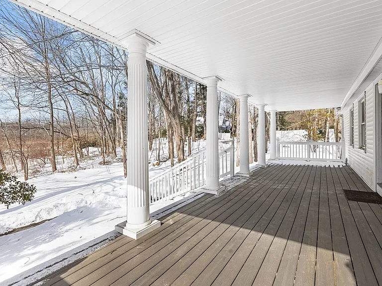 17 N Maple St — Photo 11