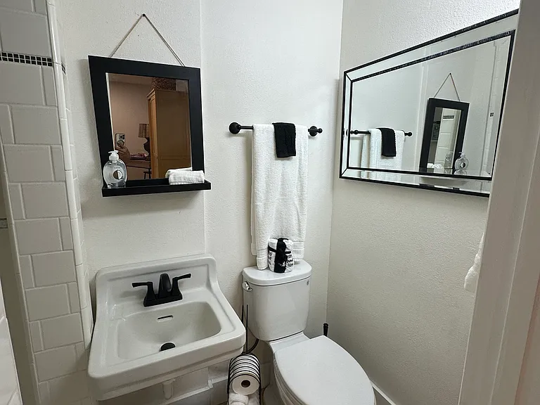1300 Oak Ave #3 — Photo 7