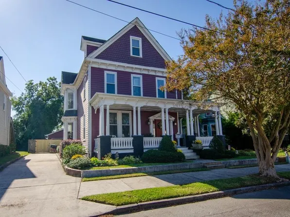 1031 Holladay St, Portsmouth, VA 23704