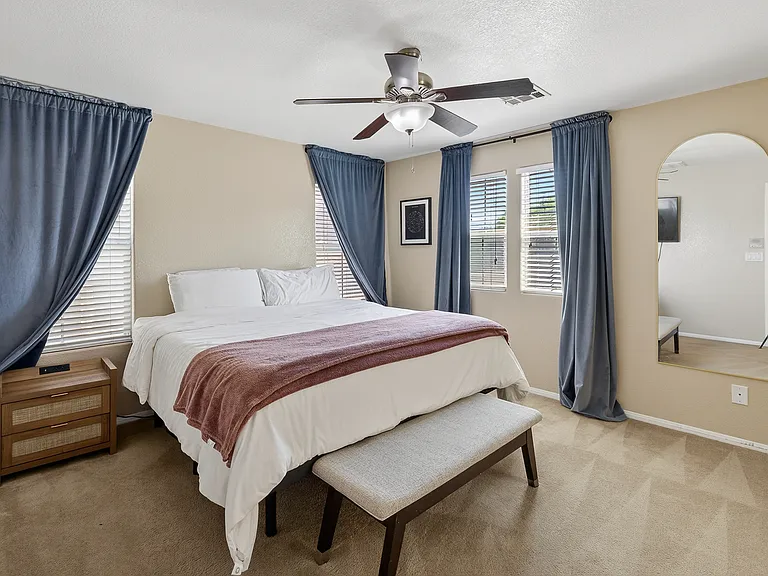 10847 Iona Island Ave — Photo 30