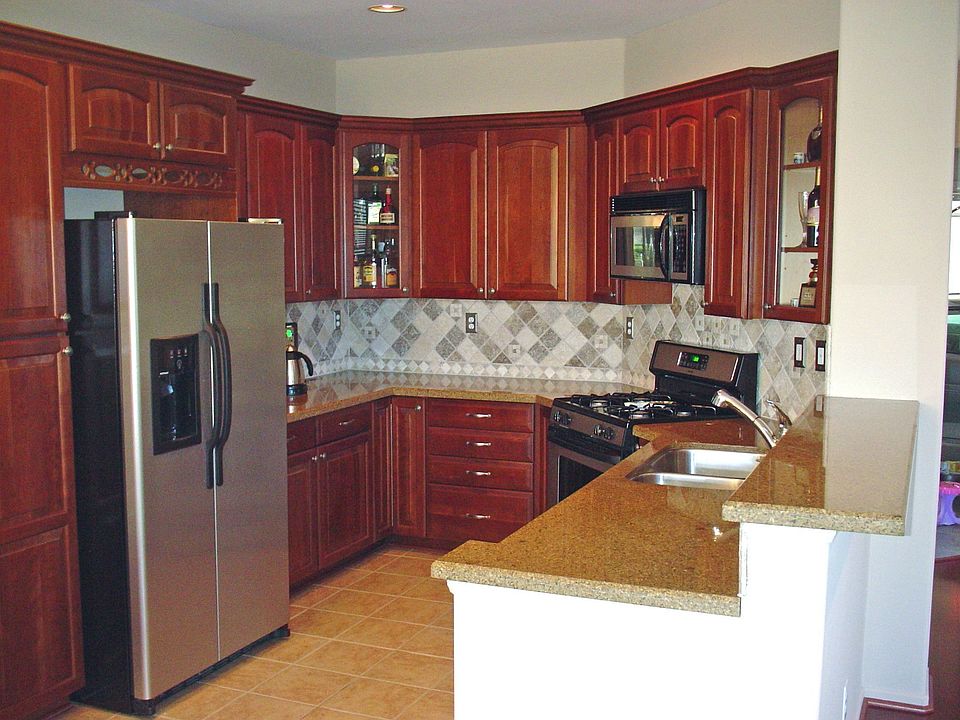 2nd image of 9729 Stonecrest Blvd