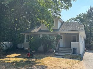 145 Ackerman Ave APT 1, Ridgewood, NJ 07450