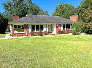 301 Pine Ave, Landrum, SC 29356