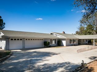 1114 Arnold Way, Alpine, CA 91901