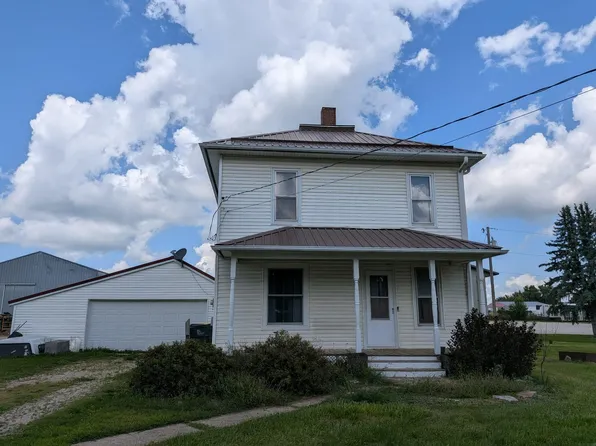 445 8th Ave NW, Waukon, IA 52172