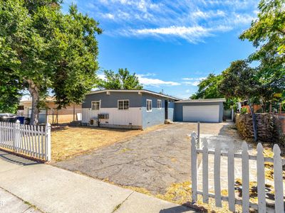 231 E South St, Rialto, CA, 92376