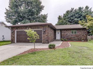 21 Hollybrook Dr, Springfield, IL 62702