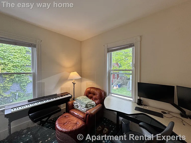 33 Belmont St — Photo 10