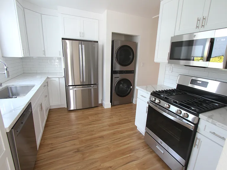 2331 Carlson Blvd — Photo 12