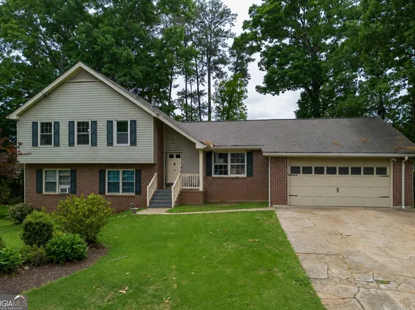 520 Rye House Ct, Lawrenceville, GA 30044