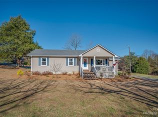 923 Green Creek Dr, Columbus, NC 28722