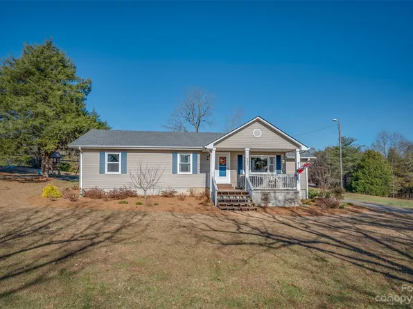 923 Green Creek Dr, Columbus, NC 28722