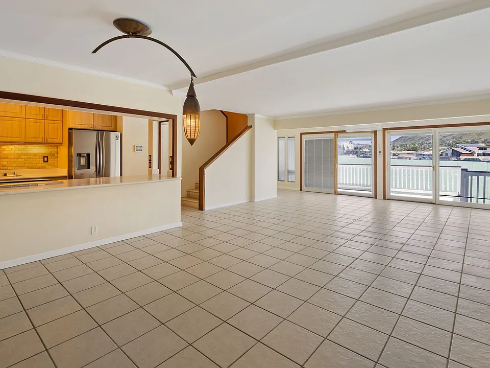 905 Koko Isle Cir