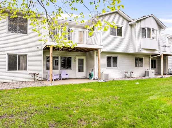 8786 Norway St NW, Coon Rapids, MN 55433