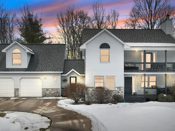 3687 Five Mile Rd, Traverse City, MI 49686