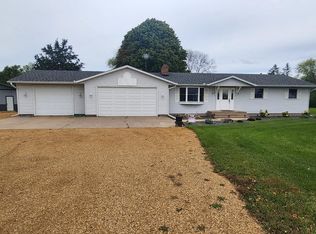 318 County Road F, Hudson, WI 54016