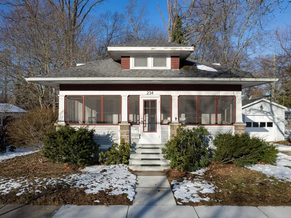 234 Bailey Ave, South Haven, MI 49090