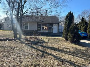 22751 Rosewood St, Oak Park, MI 48237