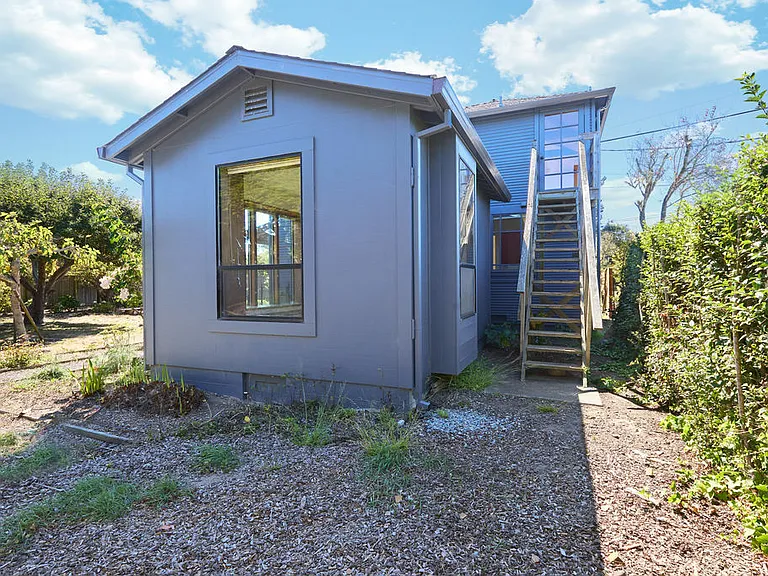 Cedar Rd — Photo 20