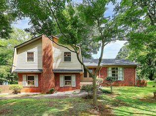 6326 Farmlake Dr, Mint Hill, NC 28227