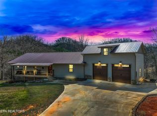 111 Loftis Hill Rd, Englewood, TN 37329